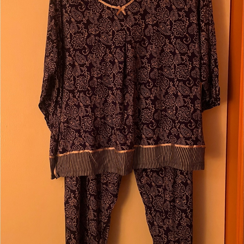 Rene Rofe Navy and Cream Floral Pajama Set